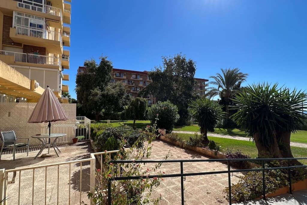 Estudio Aguila Con Vistas Al Mar Benalmádena Kültér fotó